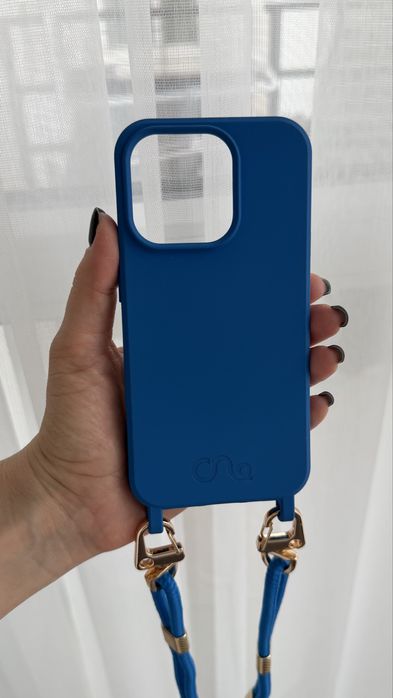 Чохол з ремінцем на iPhone 15pro