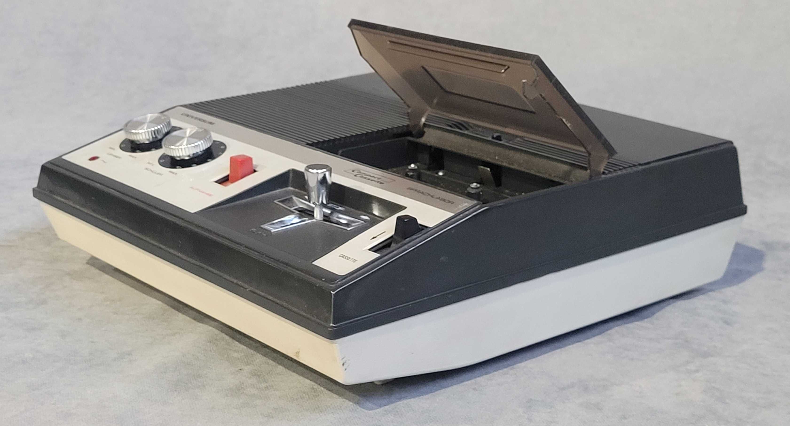 Magnetofon Universum CT 2722.