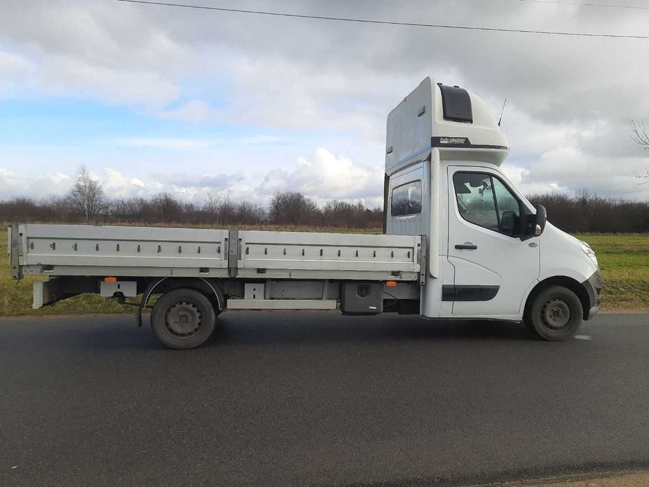 Renault Master skrzyniowy