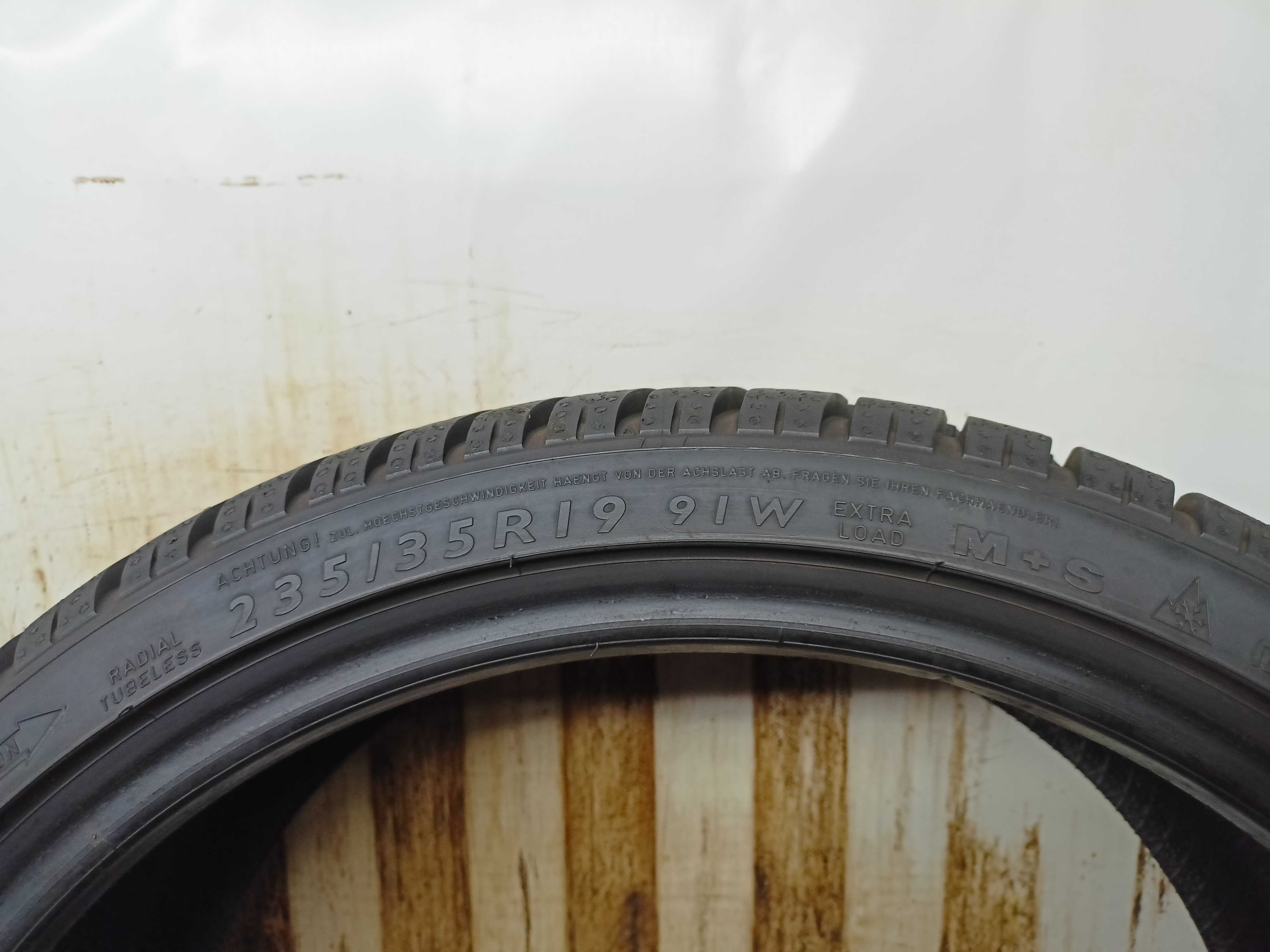 Dunlop SP Winter Sport 3D 235/35/19 22r. 91W 2x6,1mm (4457)