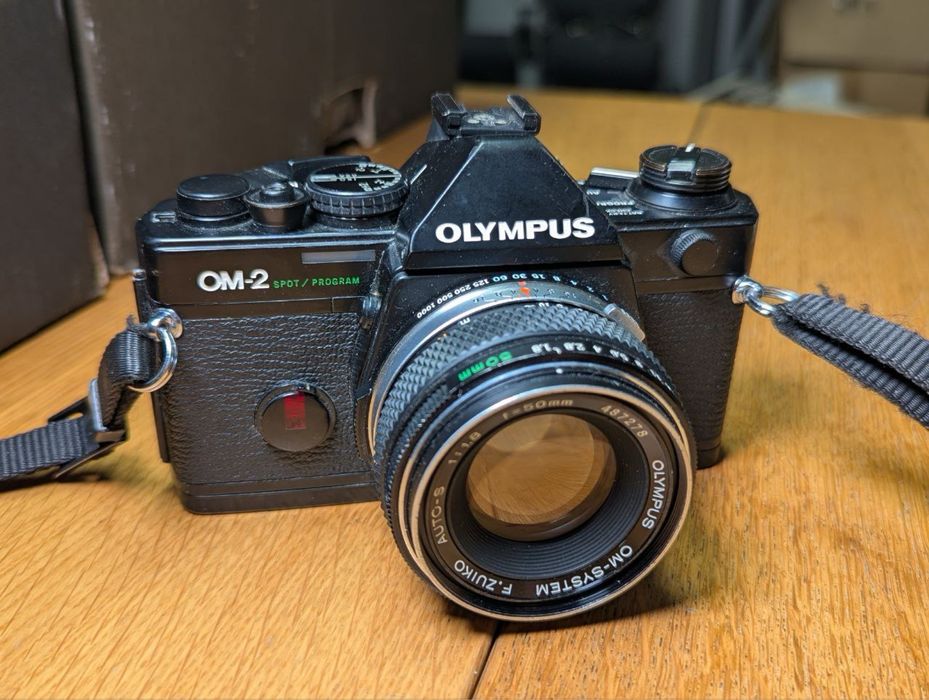 Olympus OM-2 Spot/Program + F.Zuiko 50mm f/1.8 Auto-S OM-System piękny
