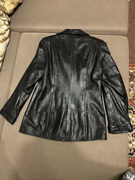 Жіночий шкіряний плащ/куртка