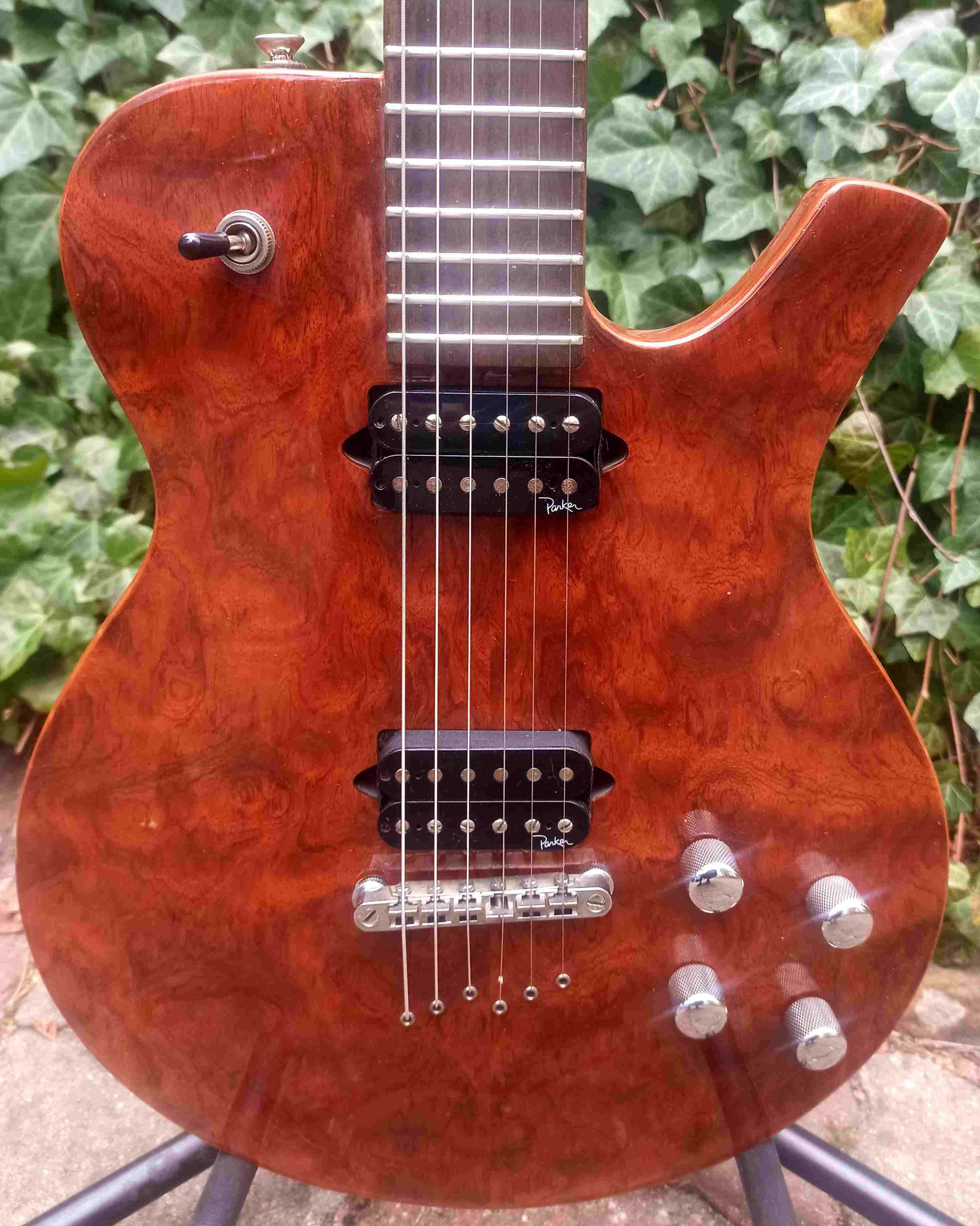 Gitara elektryczna Les Paul Parker P-20