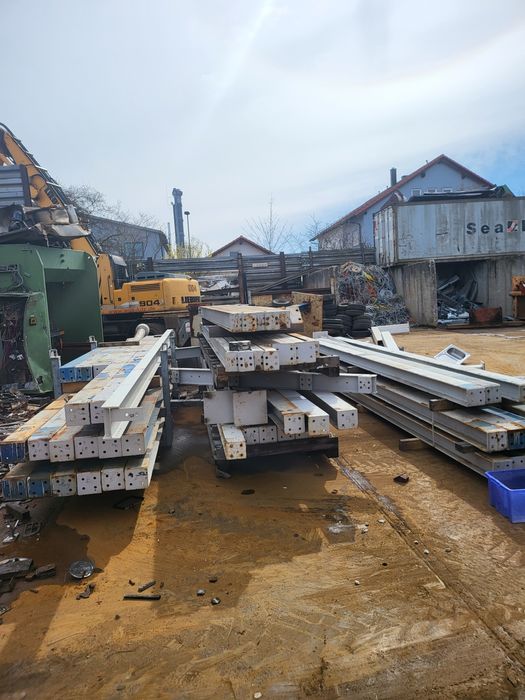 Konstrukcja stalowa  dwuteownik stalowy 16/16