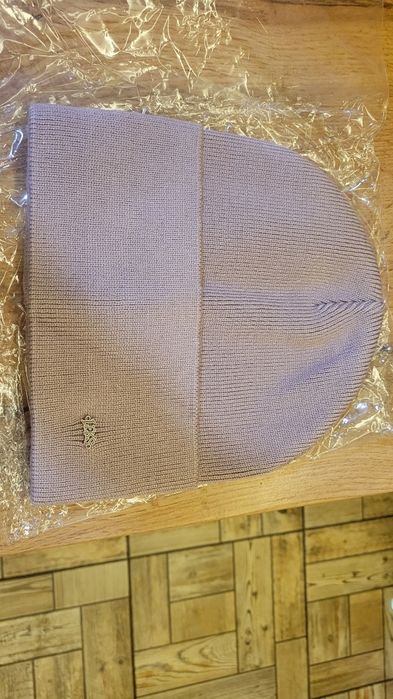 Продам чудову, красиву шапку