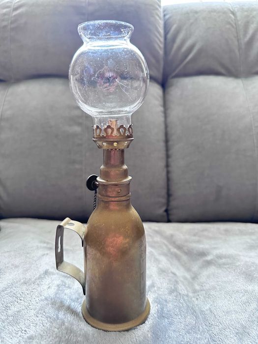 Керосиновая лампа Франция