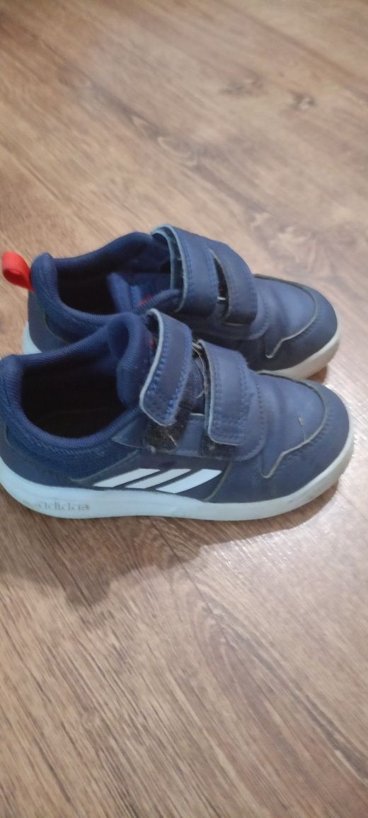 Buty adidas rozmiar 24