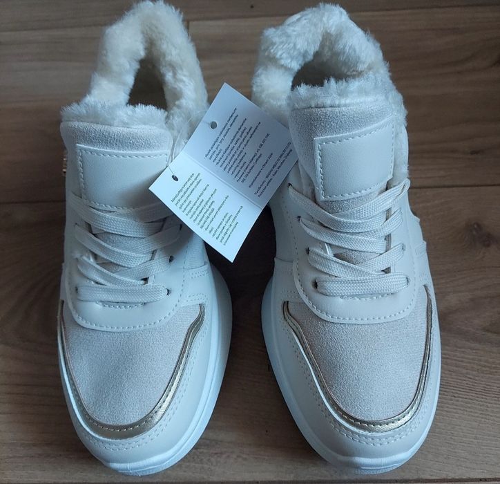 Adidasy damskie ocieplane futerkiem nowe