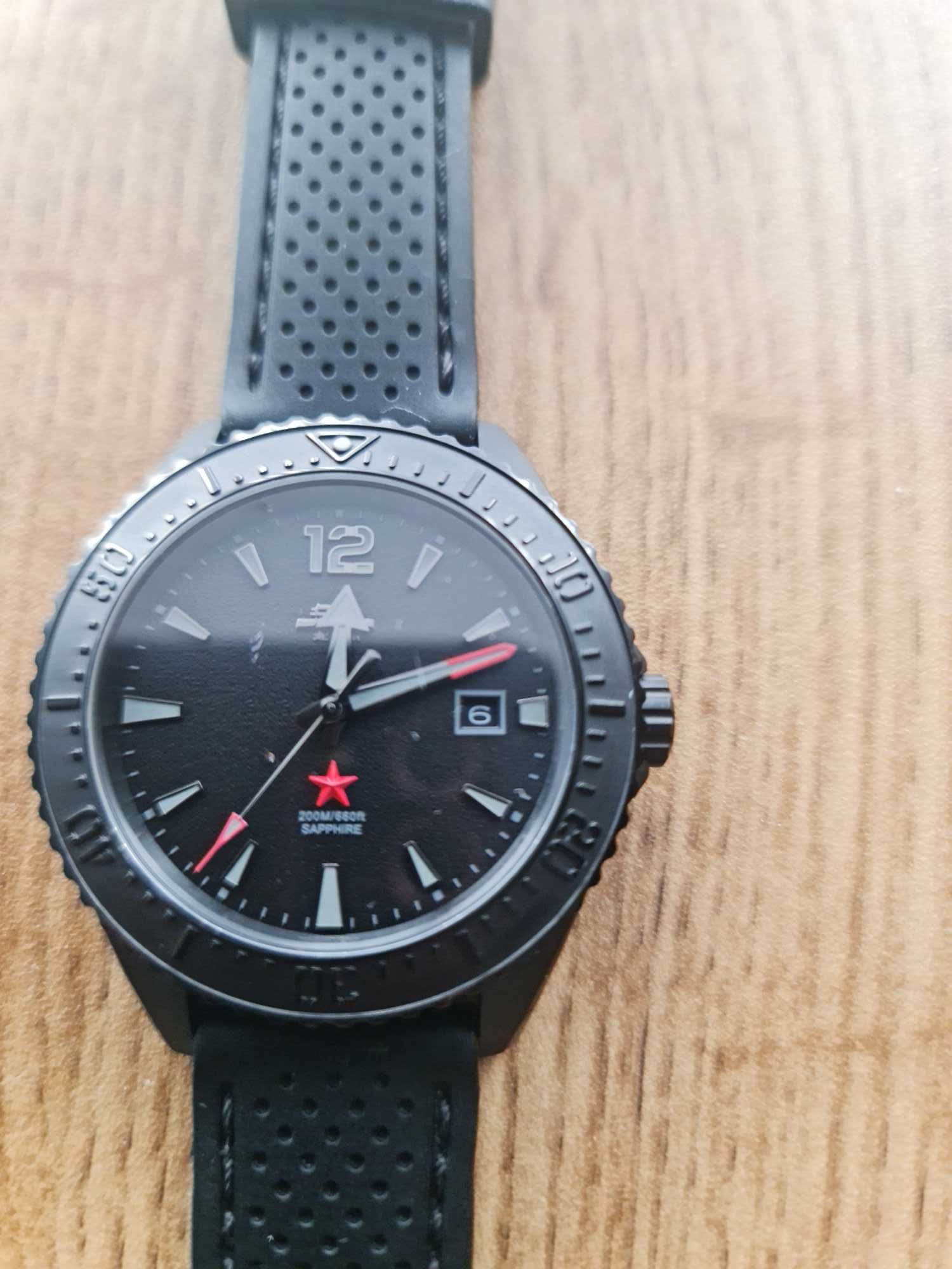 Zegarek BWT Black Diver 200m