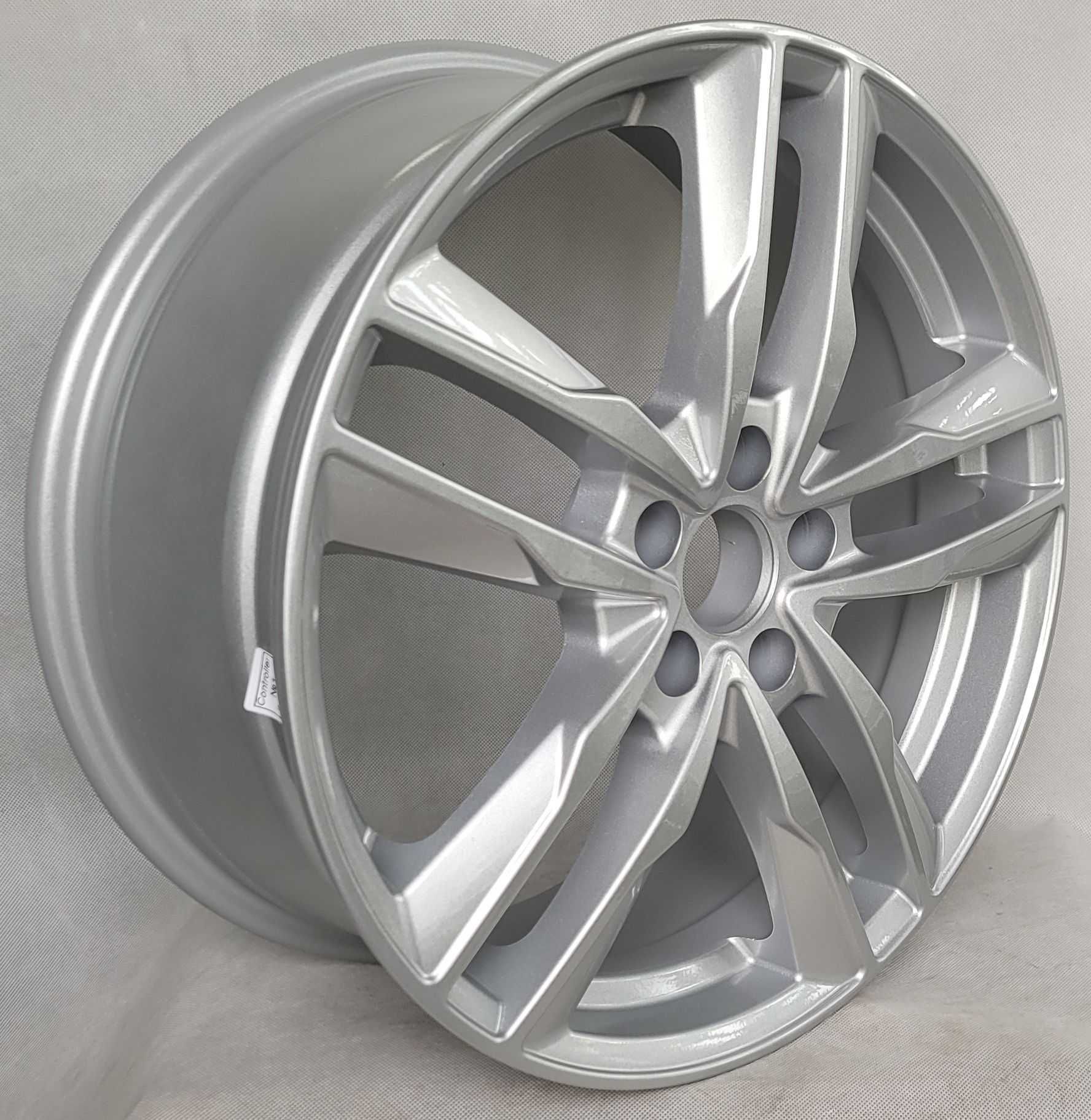 Felgi 18 Ford Mondeo 5 Focus 4 Kuga3 Edge S-Max Volvo V40 XC60 5x108