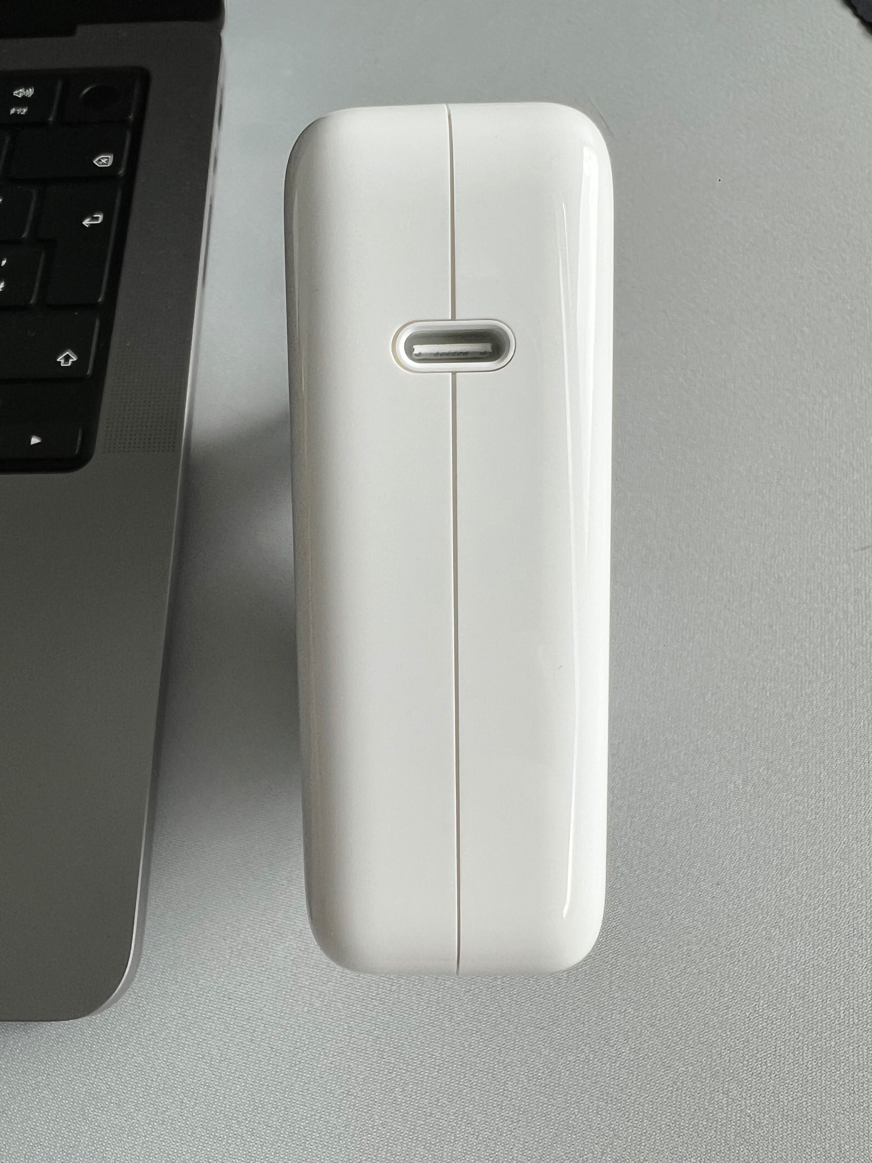 Оригінальний зарядний пристрій Apple AC Adapter 96W A2166
