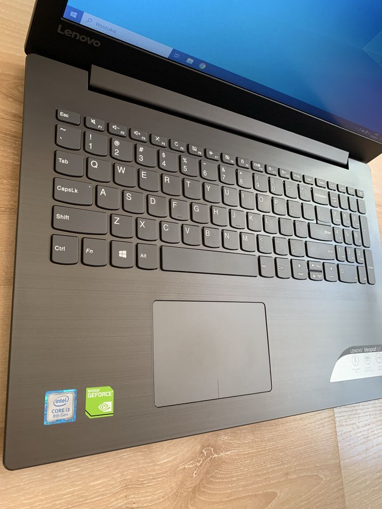 Laptop Lenovo Intel i3-8th.DDR4-12Gb SSD+HDD GeForce Jak Nowy!!