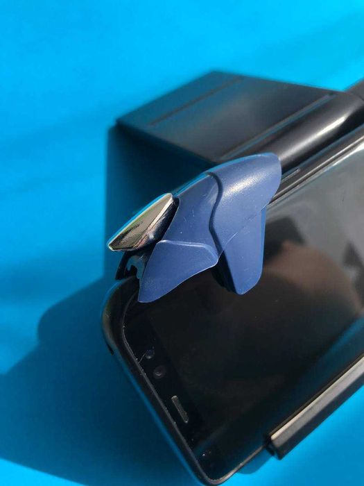 Тригери для смартфону BLUE SHARK + напальчники у подарунок