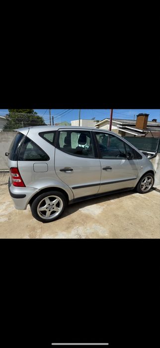 Mercedes classe A cinza prata 2002