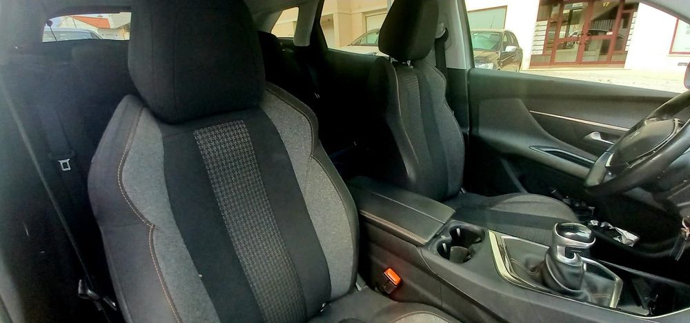 PEUGEOT 3008 1.5 BlueHDi STYLE – 2020