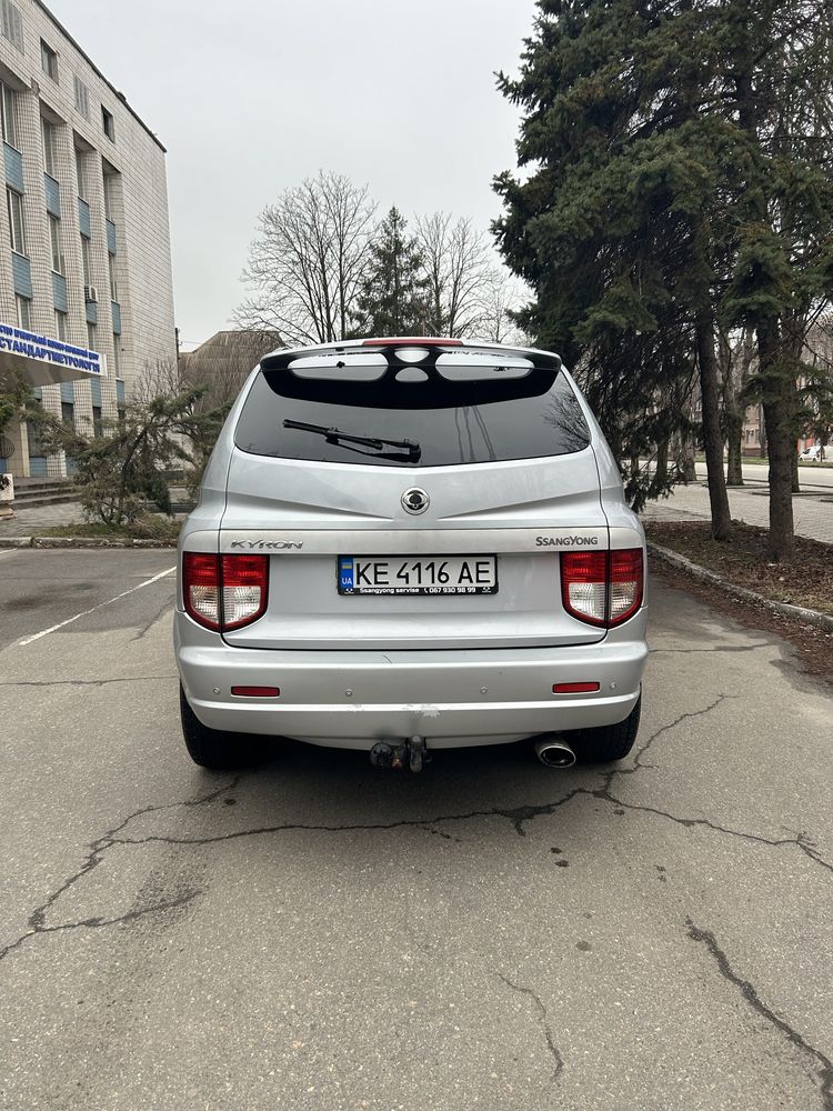 SsangYong Kyron позашляховик