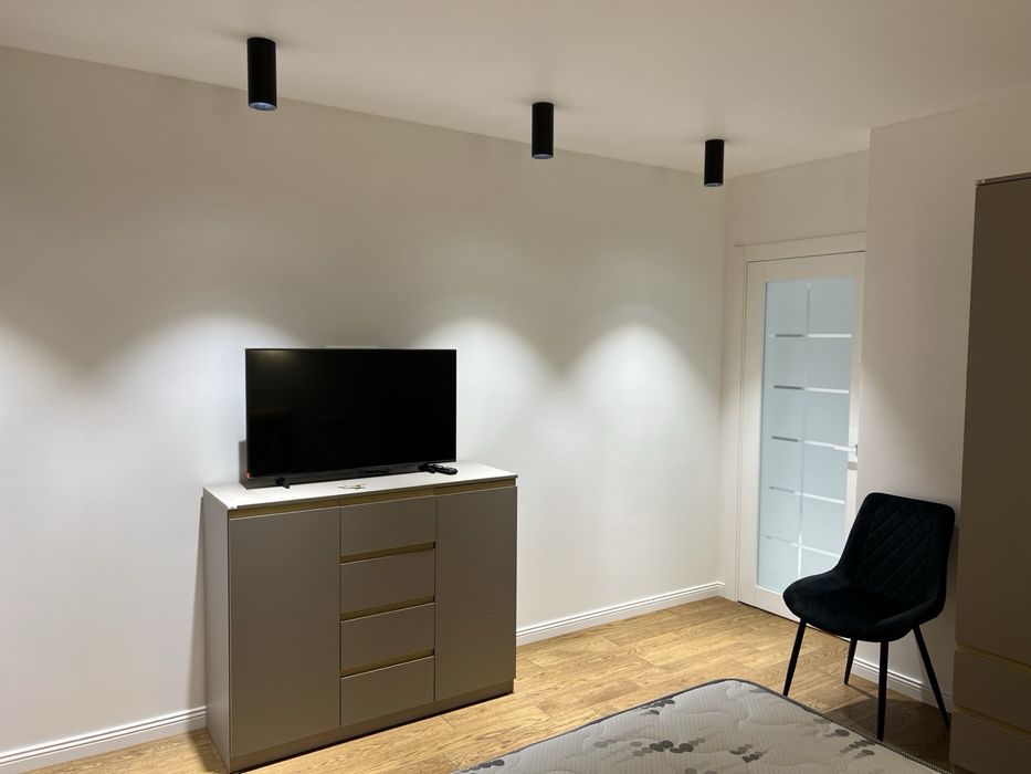 Оренда 2 кім квартири Перша Здача!!!