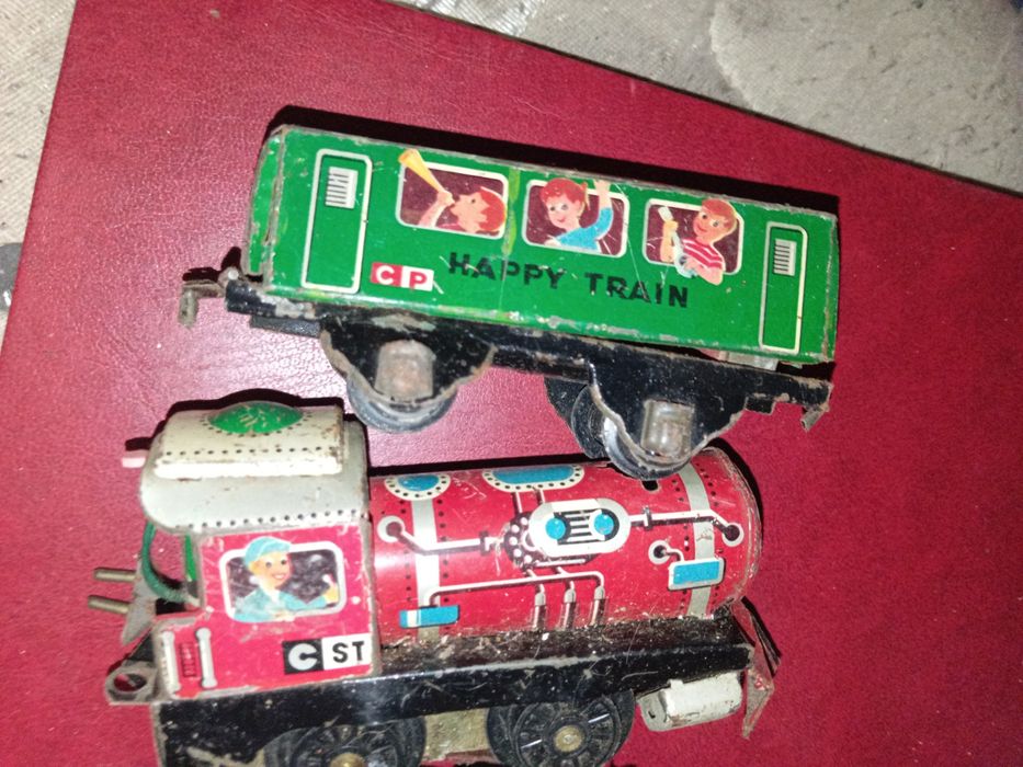 3 brinquedos comboio e braco antigo