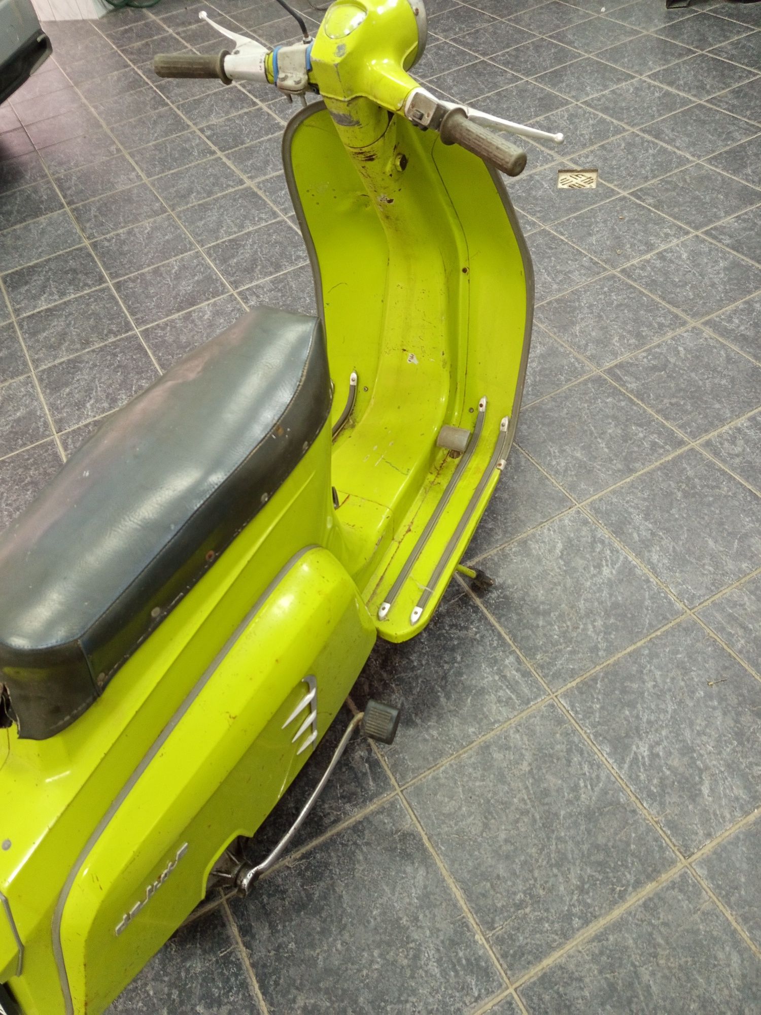 Lambretta j50 rok 1970