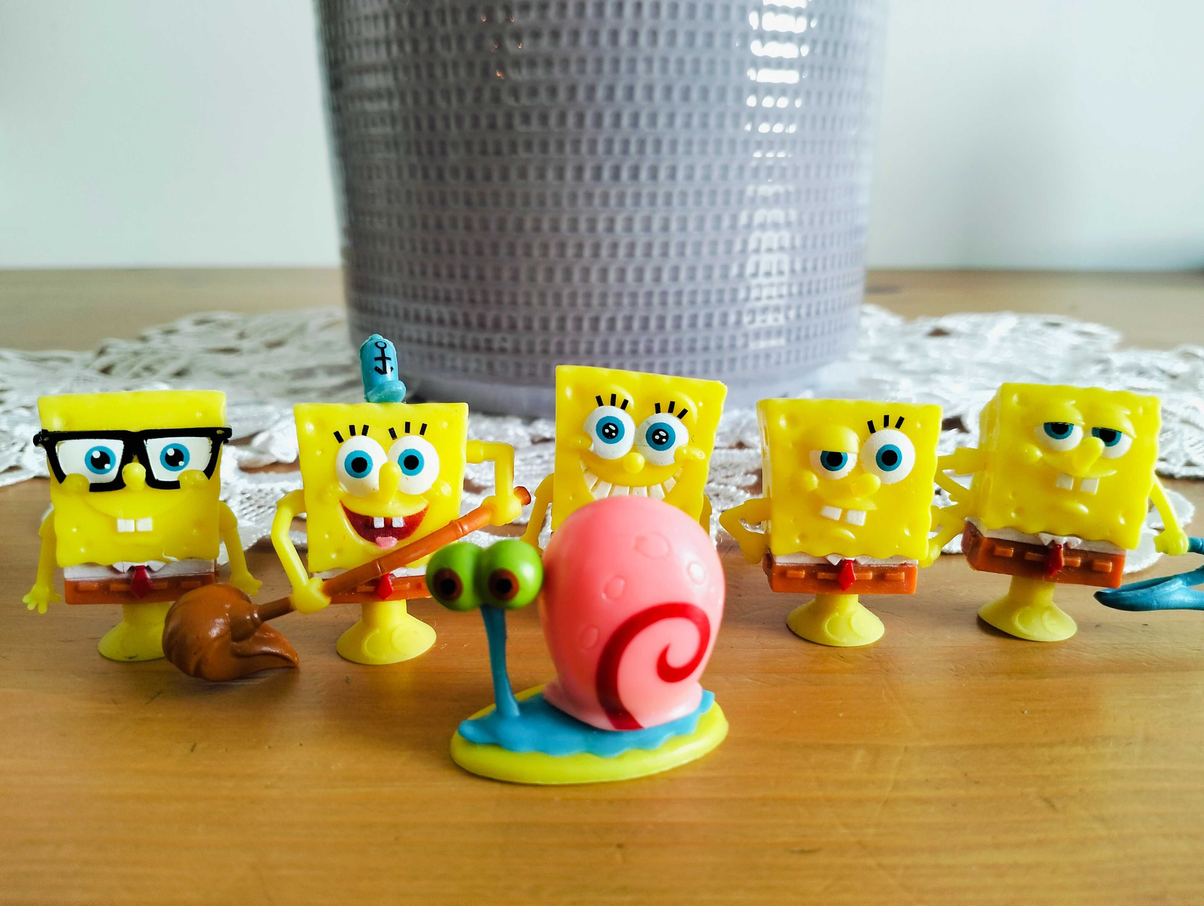 Figurki SpongeBob i Gacuś.