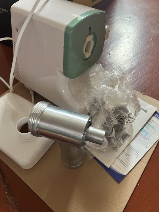 Мясорубка MGR 1000 Вт Binatone