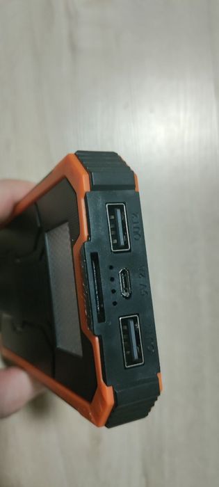 Павербанк із сонячною панеллю, 20000 mAh