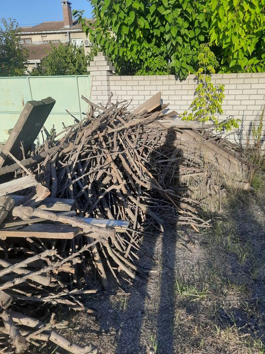Продам дрова фруктовых деревьев
