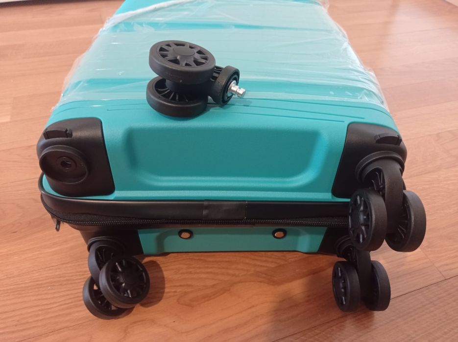 Trolleys de viagem NOVOS