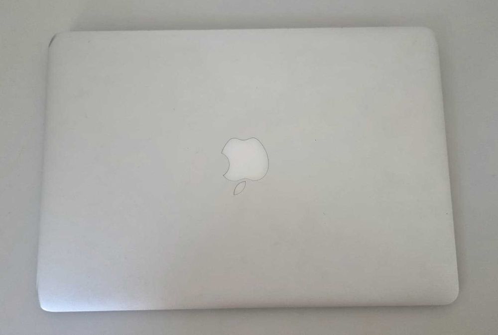 Macbook Air A1369 Late 2010 Prateado
