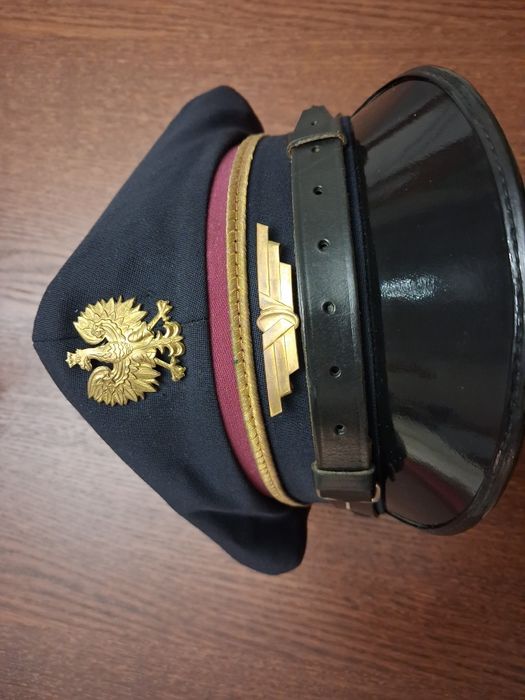Czapka kolejowa pkp