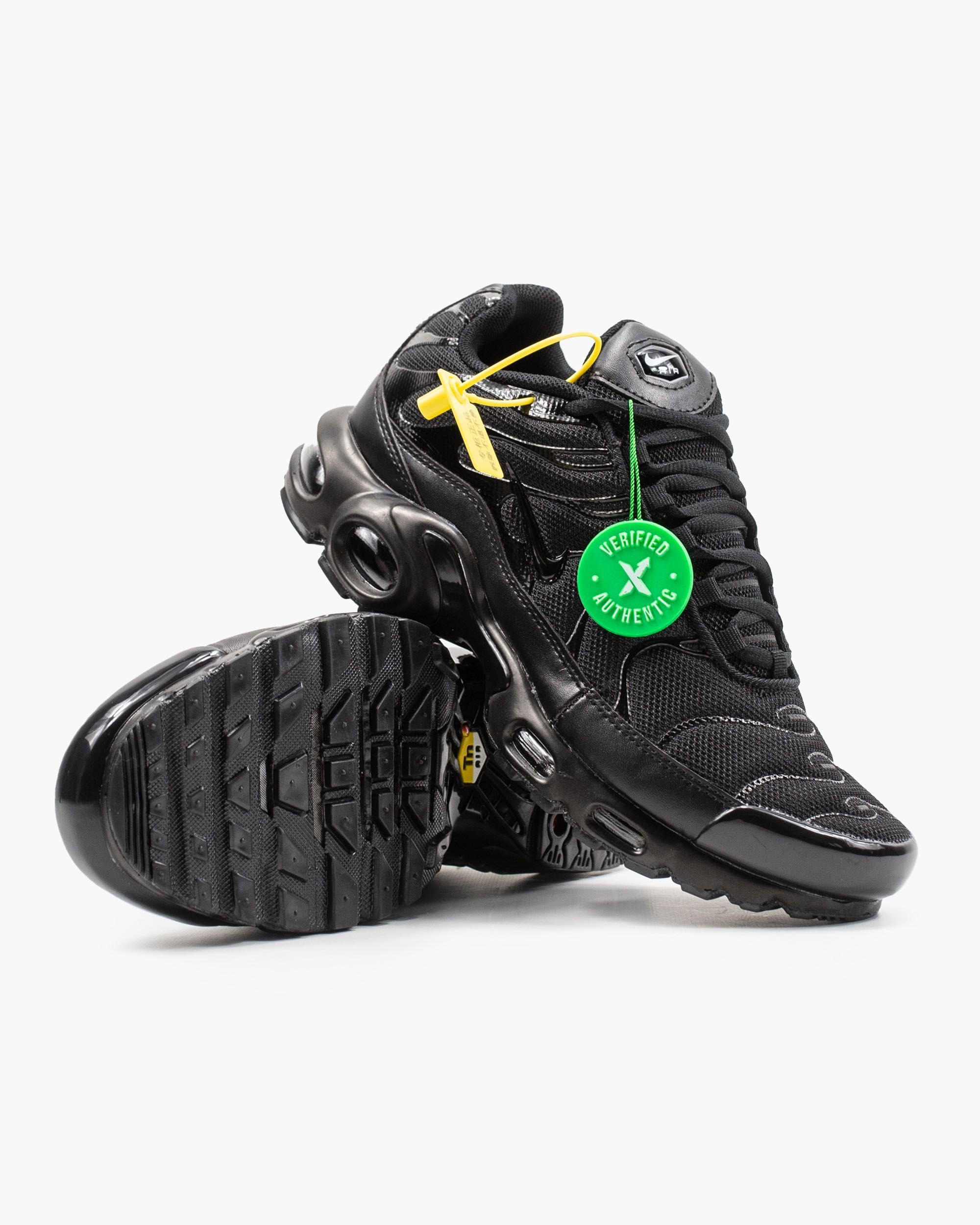 Мужские кроссовки Nike Air Max Plus TN Black Total. Размеры 40-45