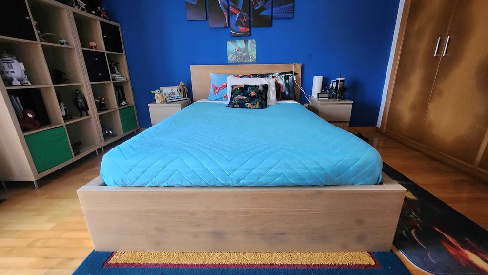 Cama de casal IKEA MALM barata
