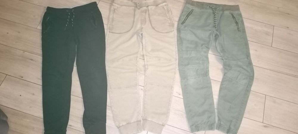Spodnie dla chłopca w rozmiarze 158 2 pary + gratis