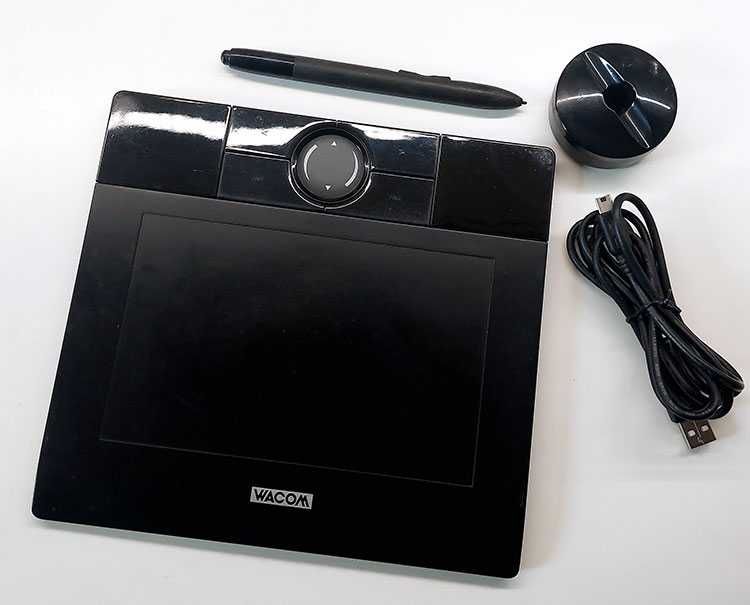 Графический планшет Wacom Bamboo