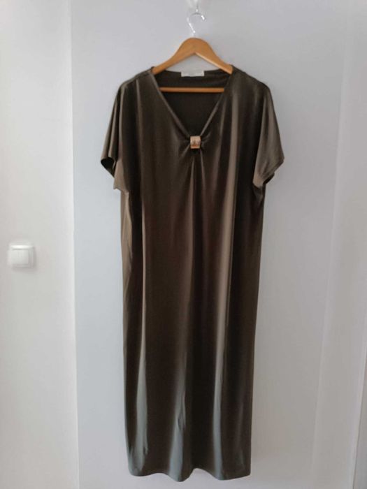 Vestido casual verde seco em malhinha