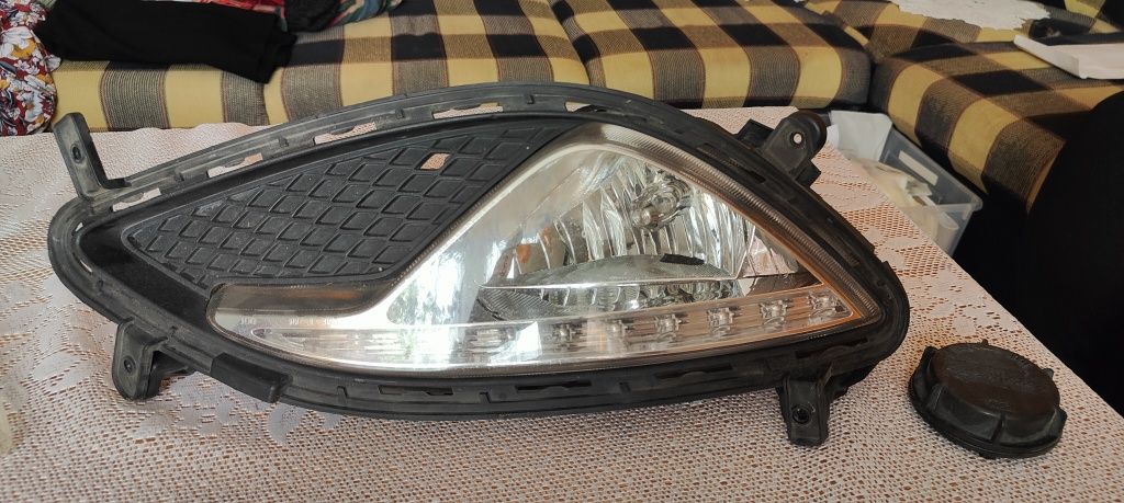 Lampa halogen Genesis Hyundai Coupe 2014 rok prawa