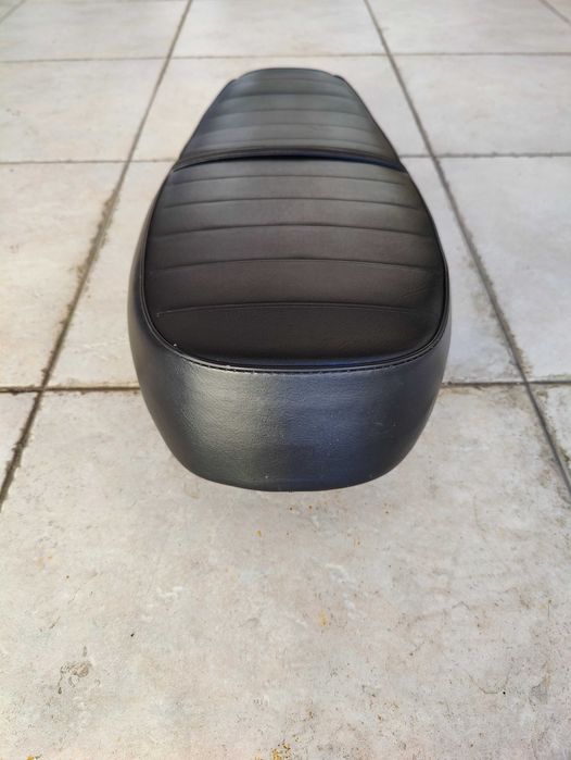 Banco em Cabedal de Mota (mash 125)