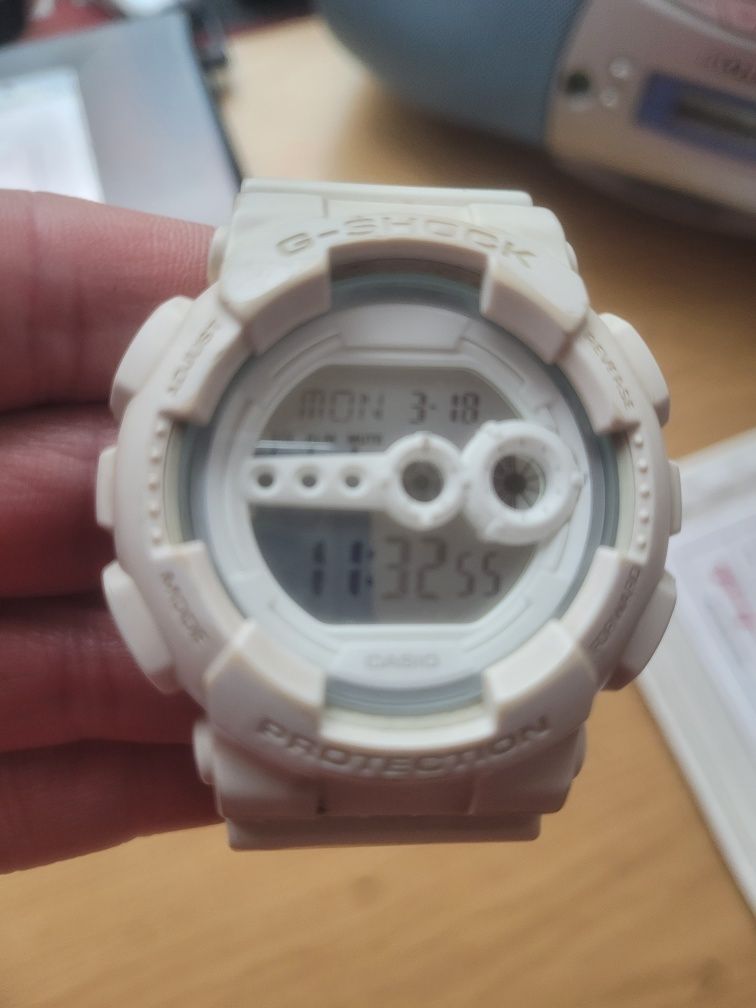 Casio G-Shock GD 100 WW