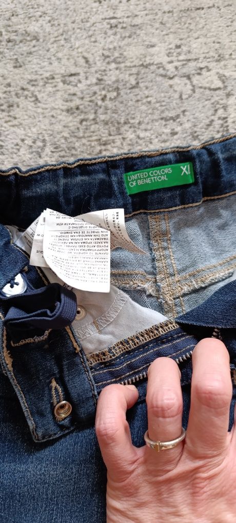 Wiosna Jeansy Benetton 150 xl dziewczece