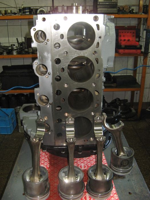 Silnik deutz BF6M2012 BF8L513 BF8M1015C D2011L04I F10L413 F10L513