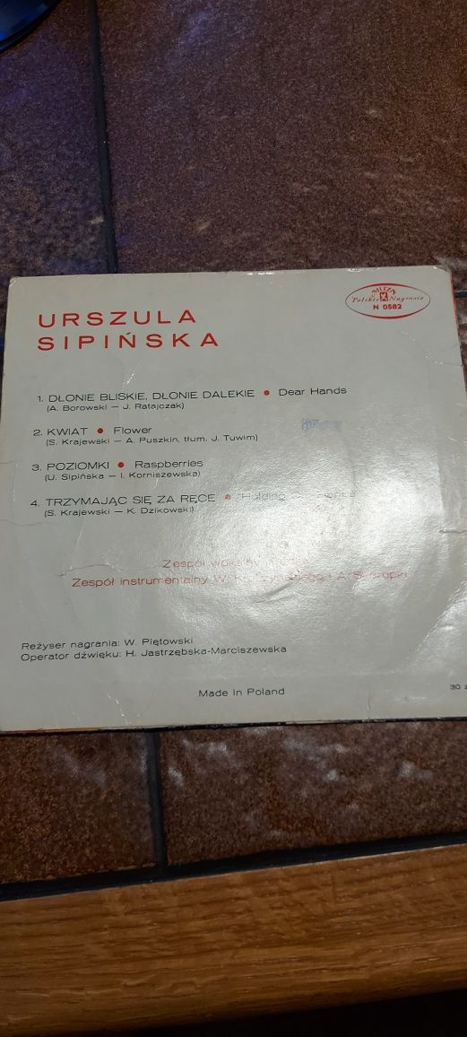 Płyta winylowa mała 7 cali-18 cm Urszula Sipińska - Poziomki/Dłonie...