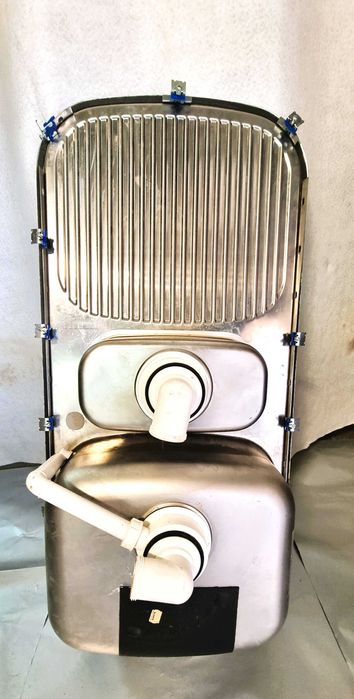 Zlew jednokomorowy z ociekaczem