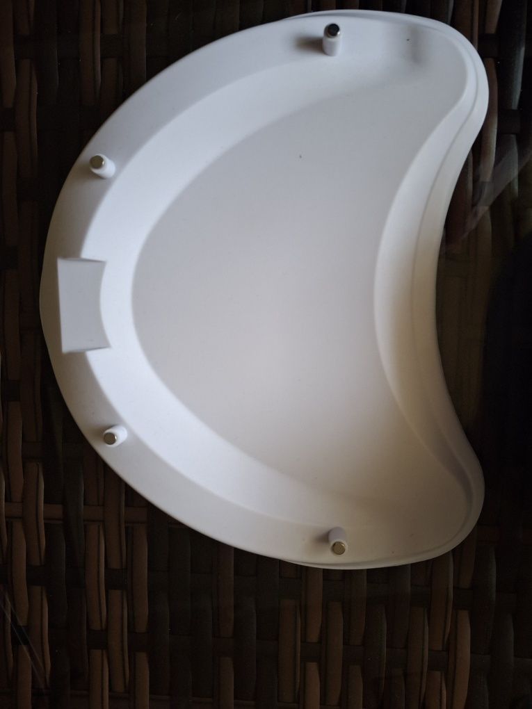 Lampą led UV do paznokci