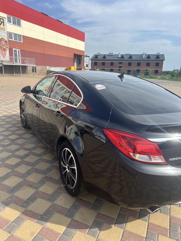 Продам авто Opel Insignia