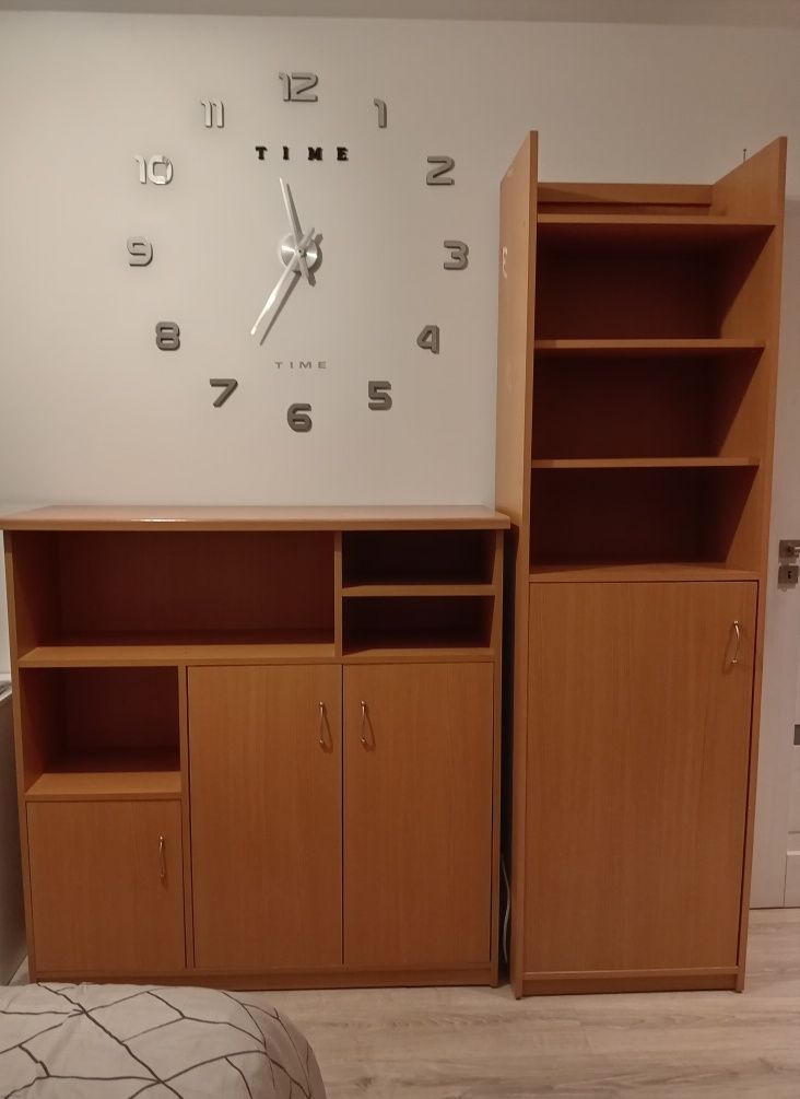 Meble: komoda/szafka, regał