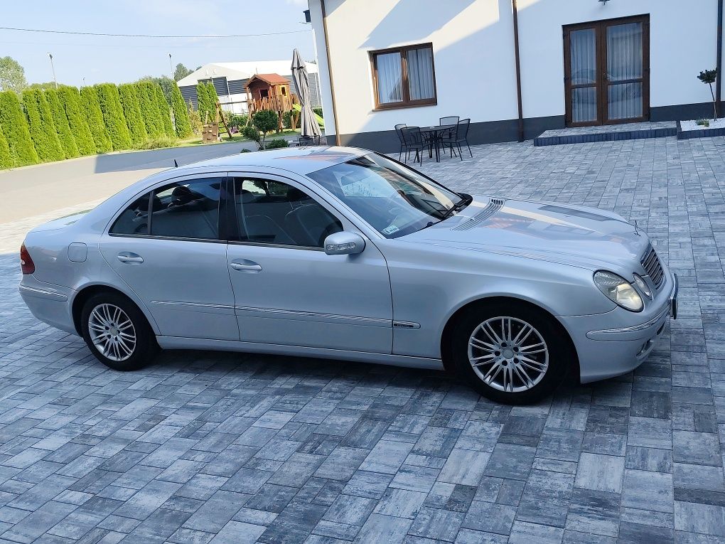Merdeces-benz w 211 E klasa bez rdzy stan bdb