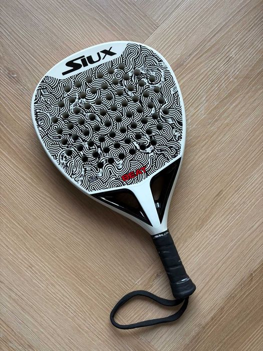 Rakieta do padla Siux Beat Hybrid 2024