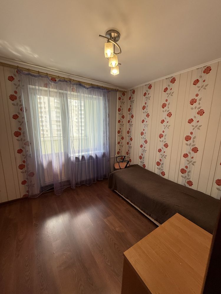4 кім. Кв. Митниця вул. Г. Дніпра, 65