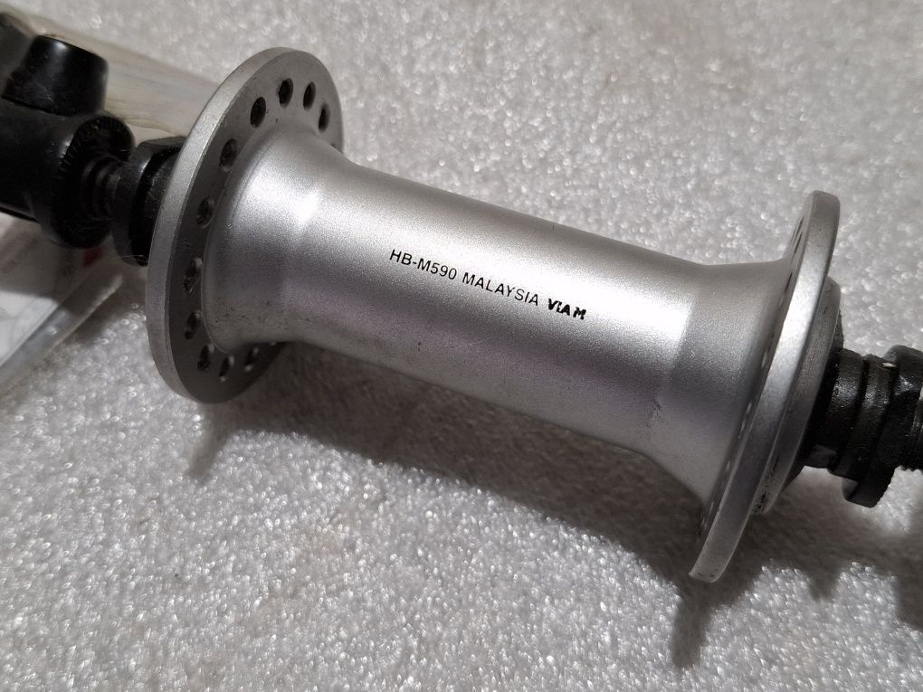 2) Piasta Rowerowa Shimano Deore HB-M590 Przednia 32otw Szybkozamykacz