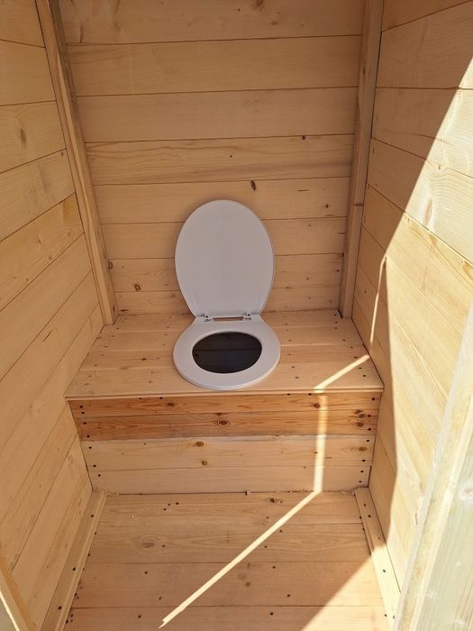 Toaleta budowlana ogrodowa WC kibel szalet wychodek
